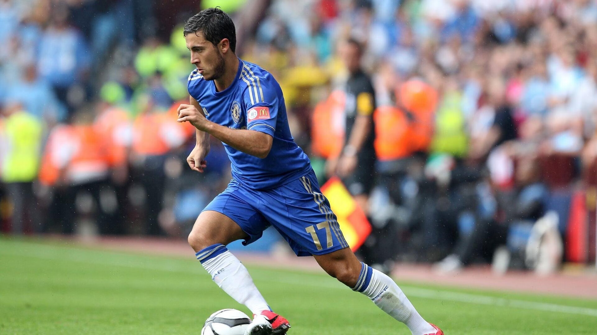 拉什福德爆发启示录,从佛罗伦萨的生死战到尼日利亚的足球韧性