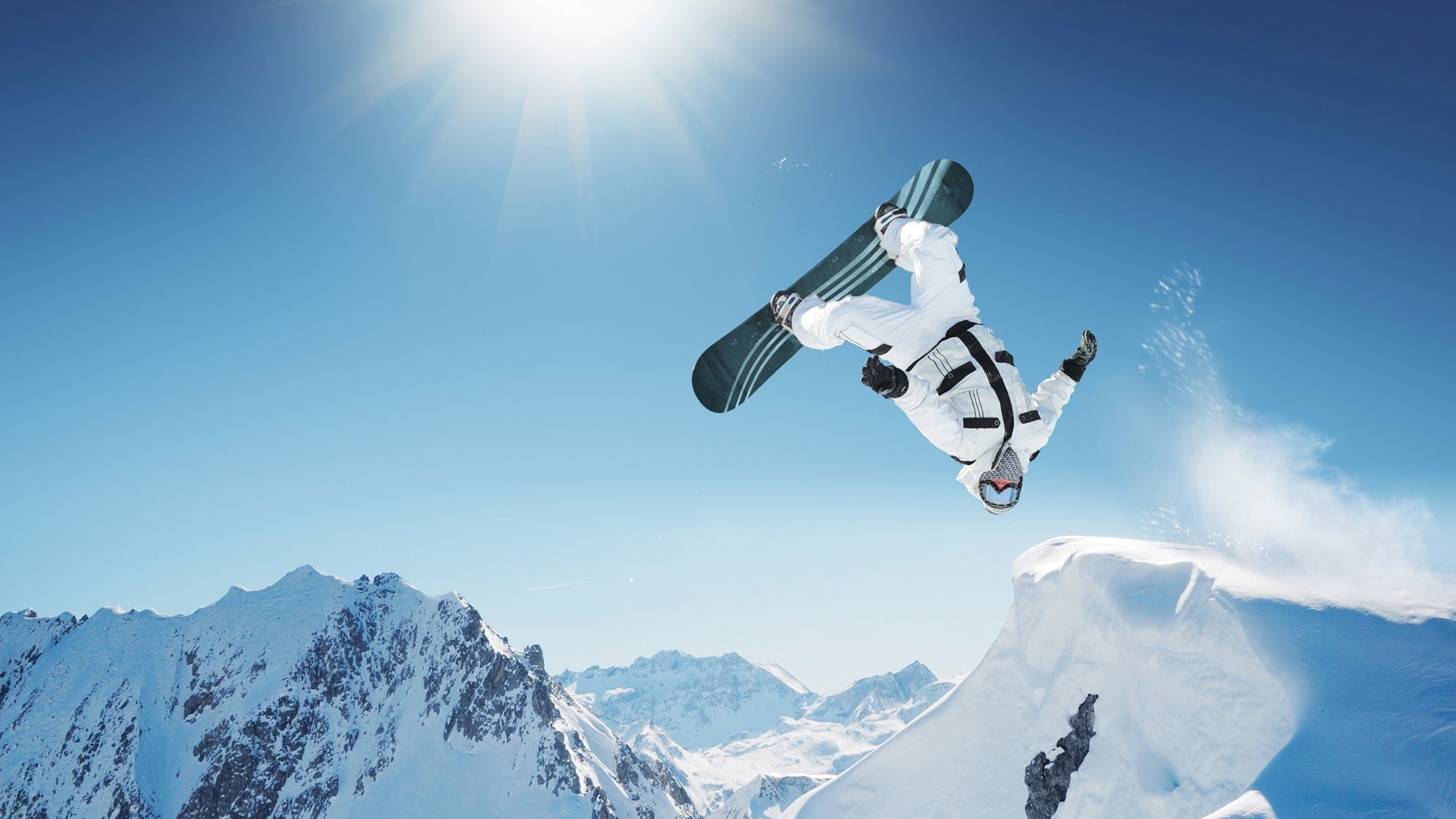 伊萨克,当大场面先生的冷焰,点燃安哥拉对阵丹麦的寒夜